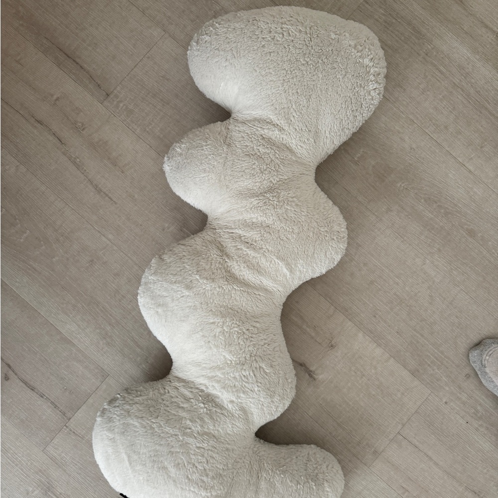 Cream Sculptural Pillow for Elegant Bedding